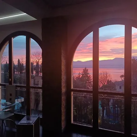 View Tower Apartment