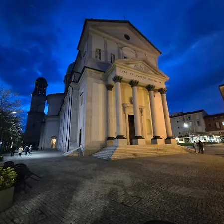 Διαμέρισμα View Tower Ghiffa